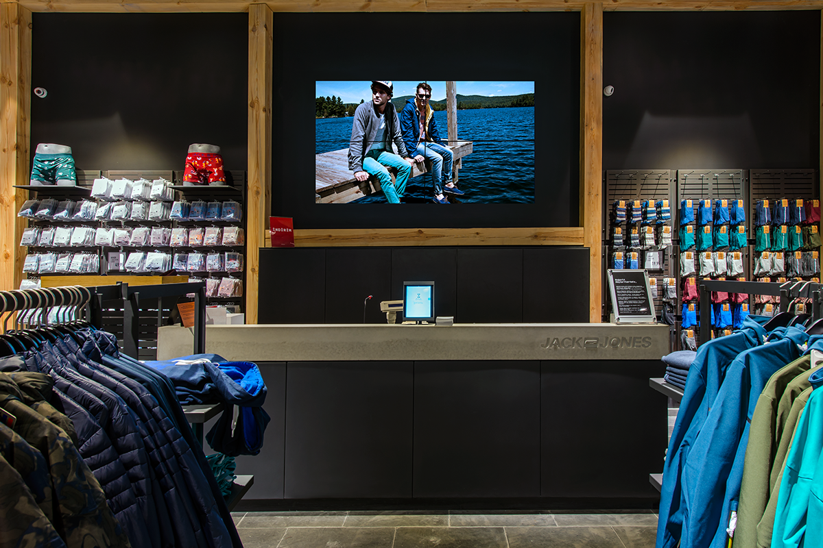 55" 500 Nit - 1.8 mm Bezel