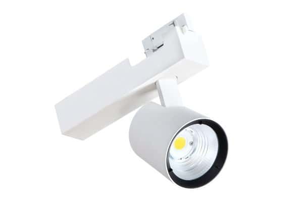 Vestel, Vega ile mağaza projelerine hız kesmeden devam ediyor